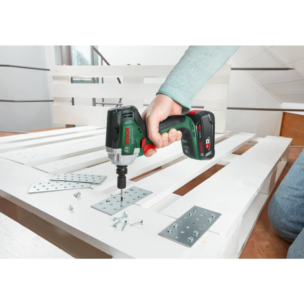 Akkuiskumutterinväännin Bosch UniversalImpactDrive 18V-350 Solo