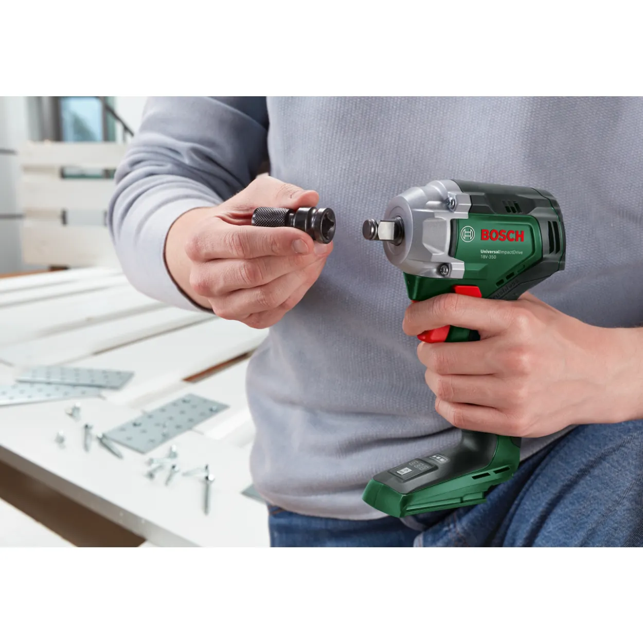 Akkuiskumutterinväännin Bosch UniversalImpactDrive 18V-350 Solo
