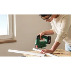 Akkupistosaha Bosch EasySaw 18V-70 Solo