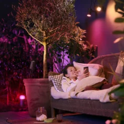 Jalustavalaisin Philips Hue Calla ulkokäyttöön 8W 24V, musta