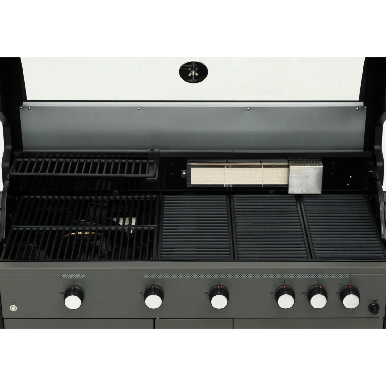 Kaasugrilli Mustang Sapphire, 4 + 1 poltinta