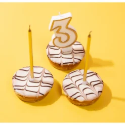 Kakkukynttilä Folat numero