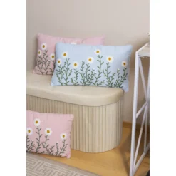 Koristetyyny Kotikulta 30 x 50 cm Daisy sininen