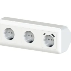 Kulmapistorasia 3-osainen + USB A+C
