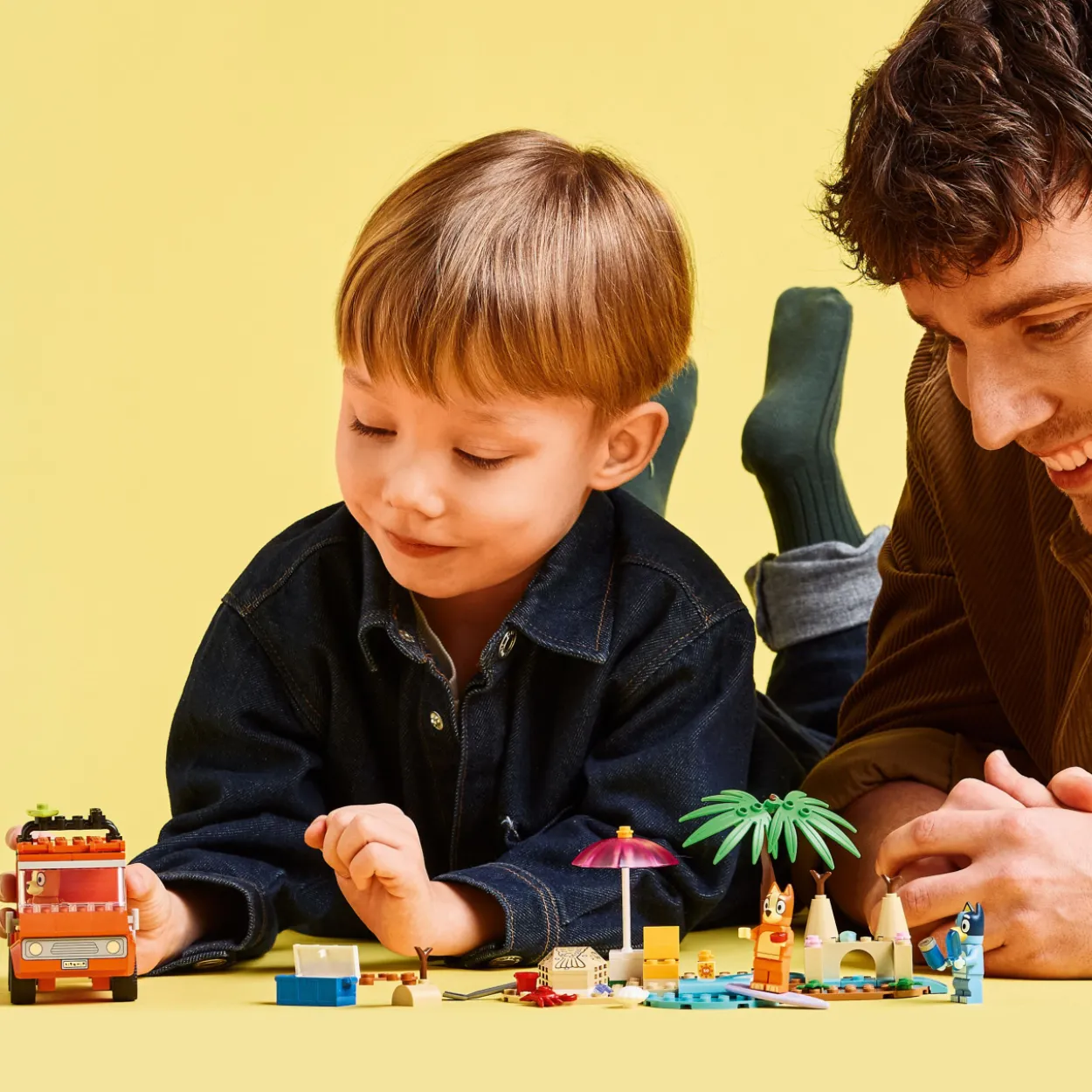 LEGO Bluey 11202 Blueyn perheen autoretki rannalle
