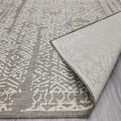 Matto Village's 200 x 290 cm Friida ruskea