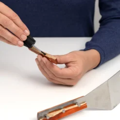 Pikaliima Super Glue Brush, 5 g