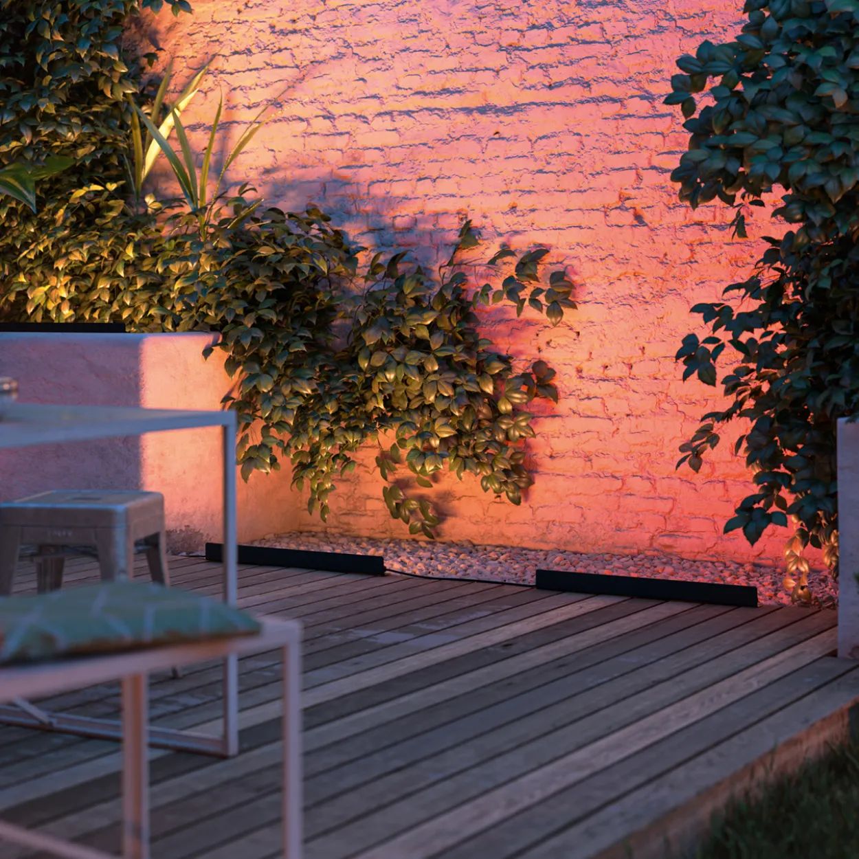 Ulkovalaisin Philips Hue Amarant White and Color Ambiance