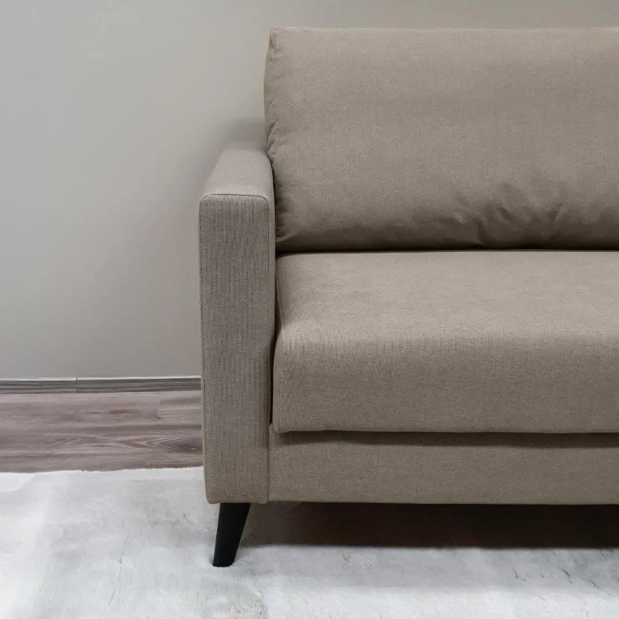 Vuodesohva Sointu taupe